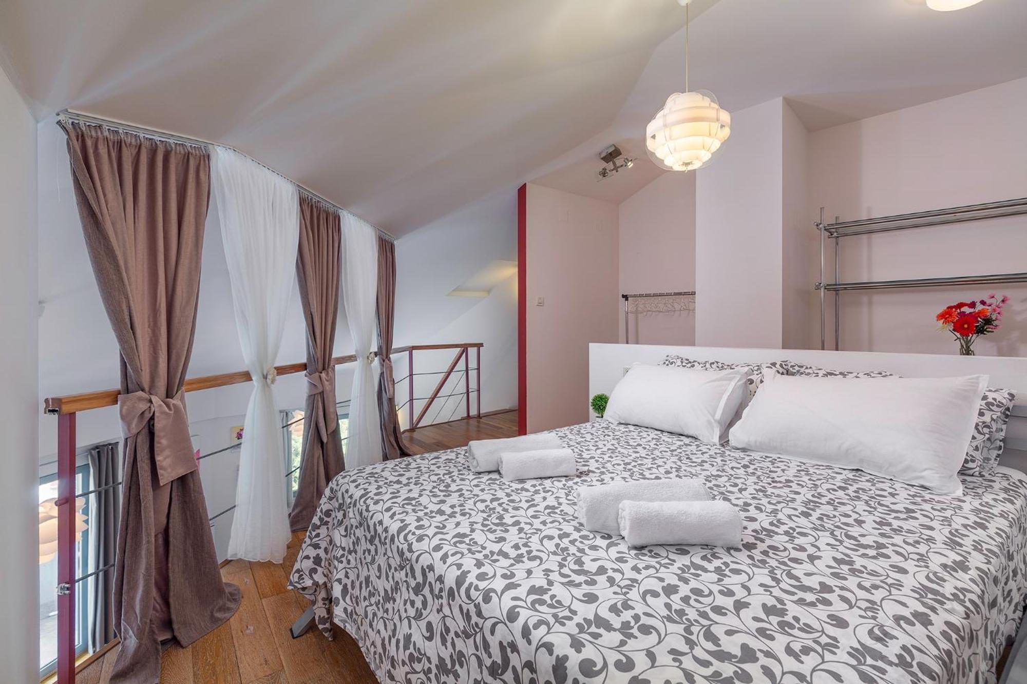 Deluxe Apartment Marina With A Private Parking Rijeka Buitenkant foto