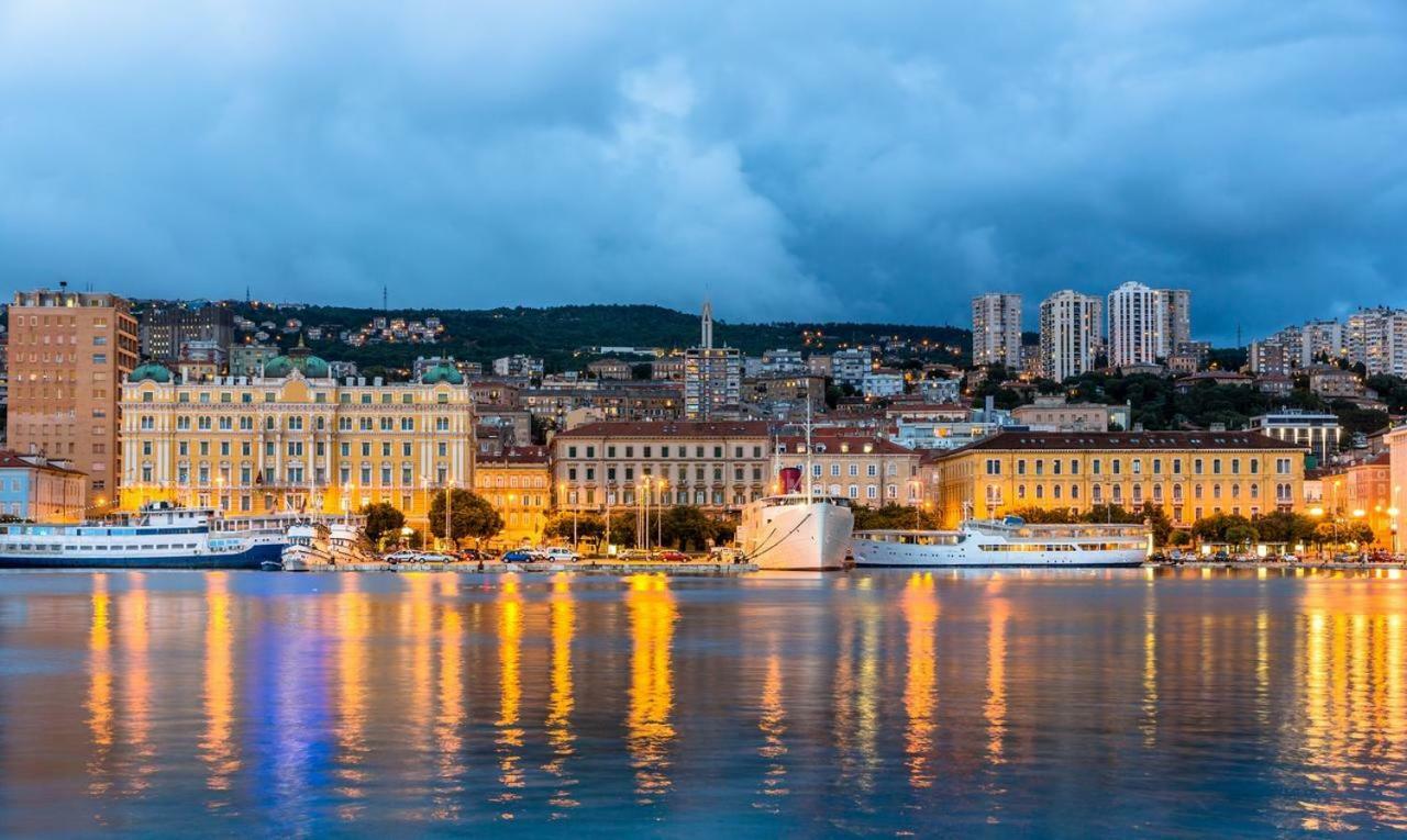 Deluxe Apartment Marina With A Private Parking Rijeka Buitenkant foto